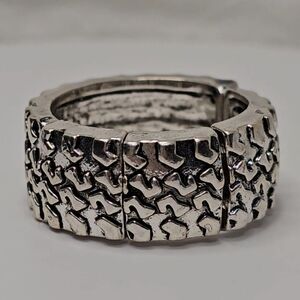 Tire Tread Stretch Ring Size 9+